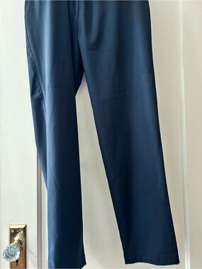 Lolë Women’s Pull-On Stretch Pants Navy Size 6 Athleisure Golf Travel
